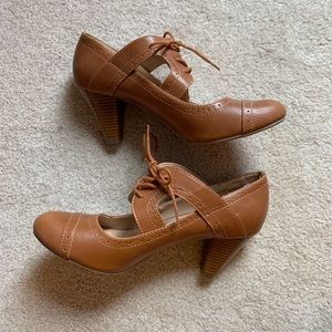 brown heels